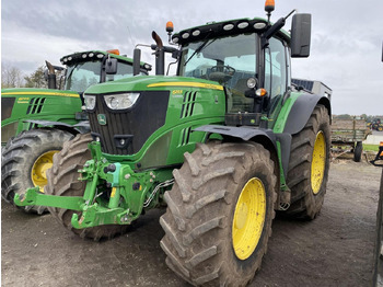 Trator JOHN DEERE 6215R