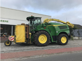Picadora de forragem automotriz JOHN DEERE 8600