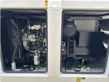 Gerador elétrico novo Perkins 1104C-44TAG2 Leroy Somer 110 kVA Silent generatorset LOADSHARING / SYNCHRONISING TO GRID: foto 3