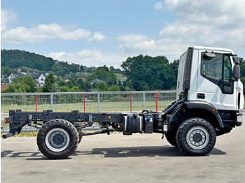 Camião chassi Iveco EUROCARGO 110-250* PLATFORM 4,60 m* 4x4: foto 4