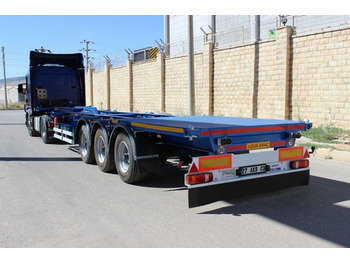 Semi-reboque transportador de contêineres/ Caixa móvel novo EMIRSAN 20/40/45 FT SAF AXLE SKELETAL: foto 2