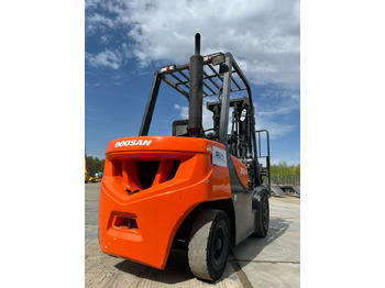 Empilhadeira DOOSAN D30 GP: foto 4