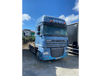 Camião de caixa aberta/ Plataforma DAF XF