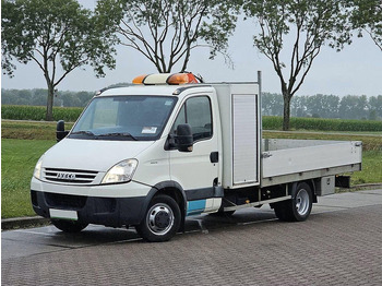 Camião de caixa aberta/ Plataforma IVECO Daily