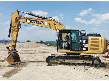 Escavadora de rastos CATERPILLAR 320E