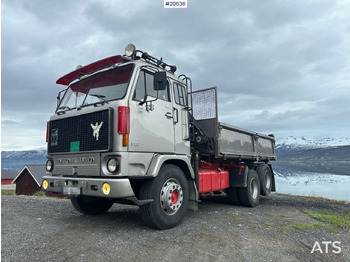 Camião de caixa aberta/ Plataforma VOLVO