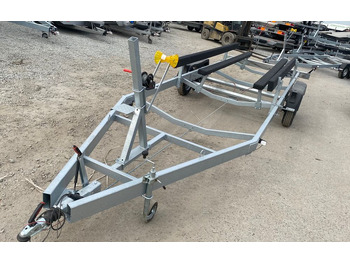 Reboque para barco BORO