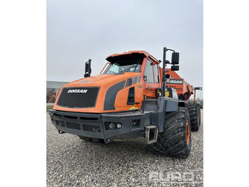 Caminhão articulado DOOSAN DA30