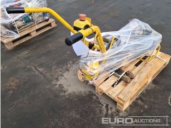 Equipamento de betão ROWRENCH P4 RKS Unirversal Petrol Powered Wrench + AX25 Concrete Poker: foto 3 Equipamento de betão ROWRENCH P4 RKS Unirversal Petrol Powered Wrench + AX25 Concrete Poker: foto 3