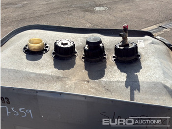 Equipamento de construção SCHUTZ 1000L Fuel Tank: foto 5