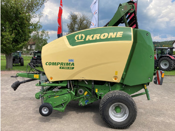 Máquina para produção de feno KRONE