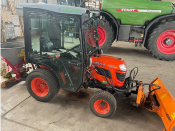 Trator municipal KUBOTA