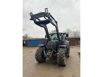 Trator VALTRA N154