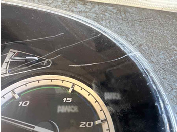 Cabine e interior por Camião DAF INSTRUMENT PANEL 2161588: foto 2 Cabine e interior por Camião DAF INSTRUMENT PANEL 2161588: foto 2