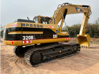 Escavadora de rastos CATERPILLAR 320BL