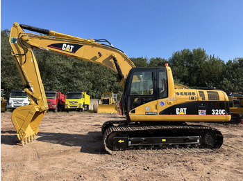 Escavadora de rastos CATERPILLAR 320C
