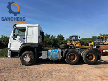 Leasing de SINOTRUK HOWO Truck Head 371 SINOTRUK HOWO Truck Head 371: foto 3 Leasing de SINOTRUK HOWO Truck Head 371 SINOTRUK HOWO Truck Head 371: foto 3