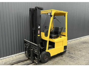 Empilhadeira elétrica HYSTER