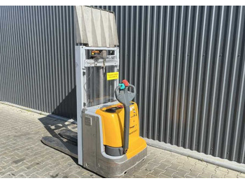 Stacker Jungheinrich EJC112z: foto 3