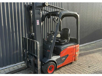 Empilhadeira elétrica LINDE E16