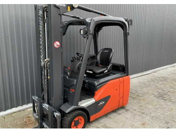 Empilhadeira elétrica LINDE E16