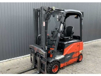 Empilhadeira elétrica LINDE E18