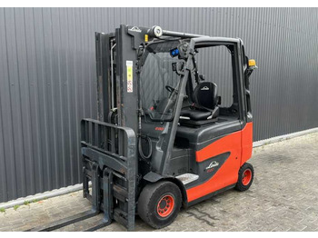 Empilhadeira elétrica LINDE E20