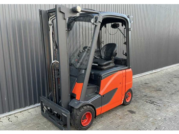 Empilhadeira elétrica LINDE E20