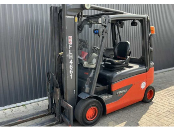 Empilhadeira elétrica LINDE E25