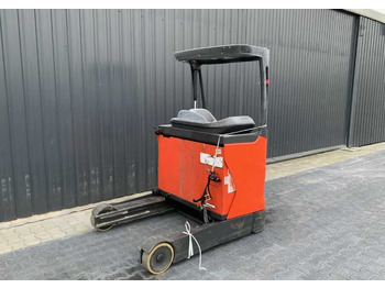 Empilhador retráctil LINDE R14