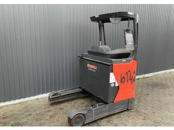 Empilhador retráctil LINDE R14