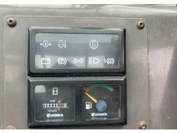 Empilhadeira a diesel MANITOU