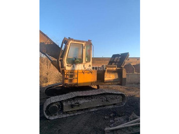 Escavadeira LIEBHERR R 934