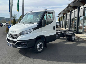 Camião chassi Iveco Daily 50C18 3.0L *R3750mm*Navi*Klima* 3x: foto 3