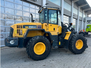 Pá carregadora de rodas Komatsu WA 250 PT - 5H / 12.390h /: foto 4