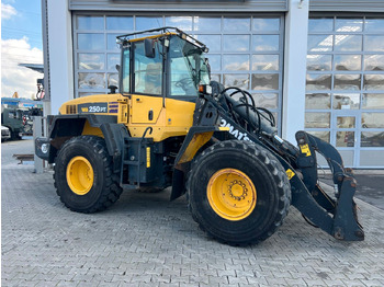 Pá carregadora de rodas Komatsu WA 250 PT - 5H / 12.390h /: foto 2