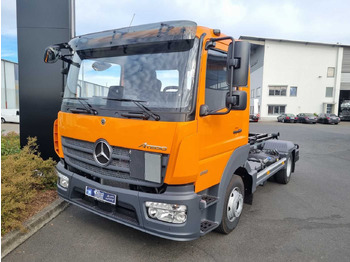Camião polibenne Mercedes-Benz Atego 818 K 4x2 HIAB XR5S3650 AHK Klima: foto 2