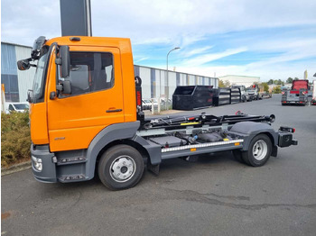 Camião polibenne Mercedes-Benz Atego 818 K 4x2 HIAB XR5S3650 AHK Klima: foto 4