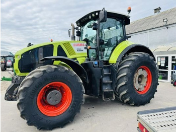 Trator CLAAS Axion 950