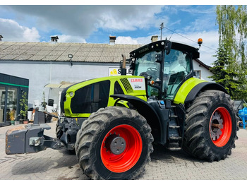 Trator CLAAS Axion 950