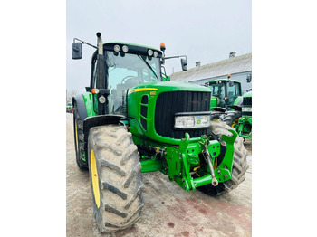 Trator JOHN DEERE 6930