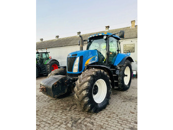 Trator NEW HOLLAND T8040