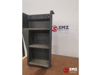 Estribo RENAULT Magnum