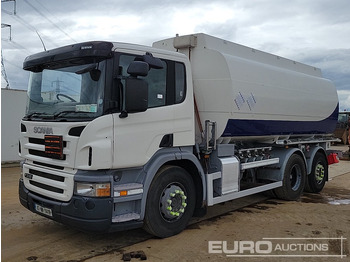 Caminhão tanque SCANIA P 310