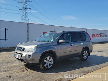 SUV NISSAN