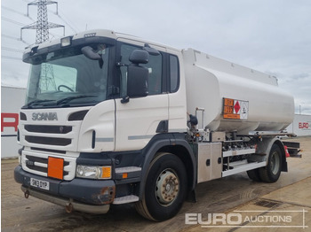 Caminhão tanque SCANIA P 230
