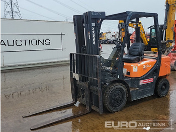 Empilhadeira DOOSAN