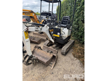 Mini escavadeira BOBCAT E10
