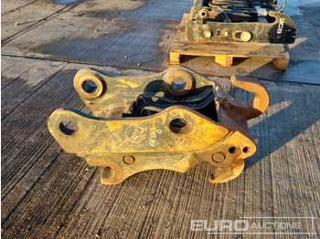 Acoplamento rápido Daemo Hydraulic Quick Hitch 80mm Pin to suit 20 Ton Excavator: foto 2