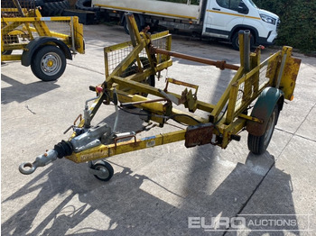 Reboque porta máquinas